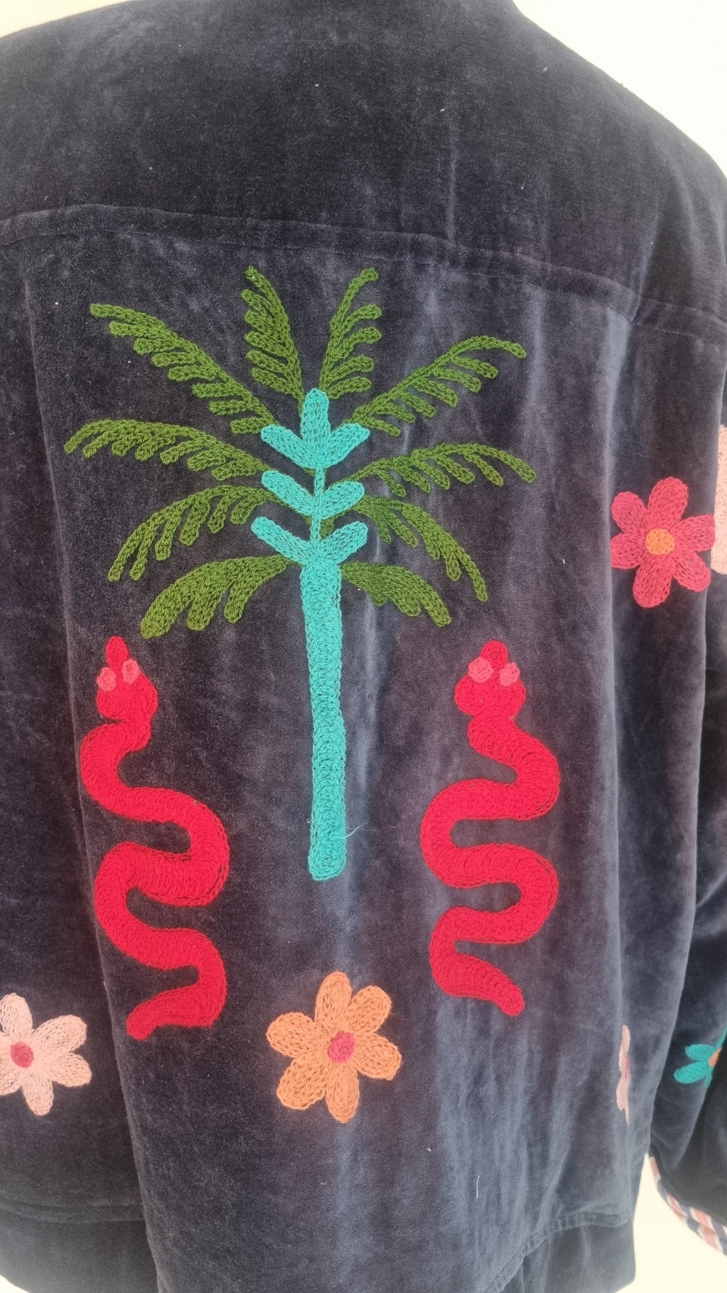 Veste brodée