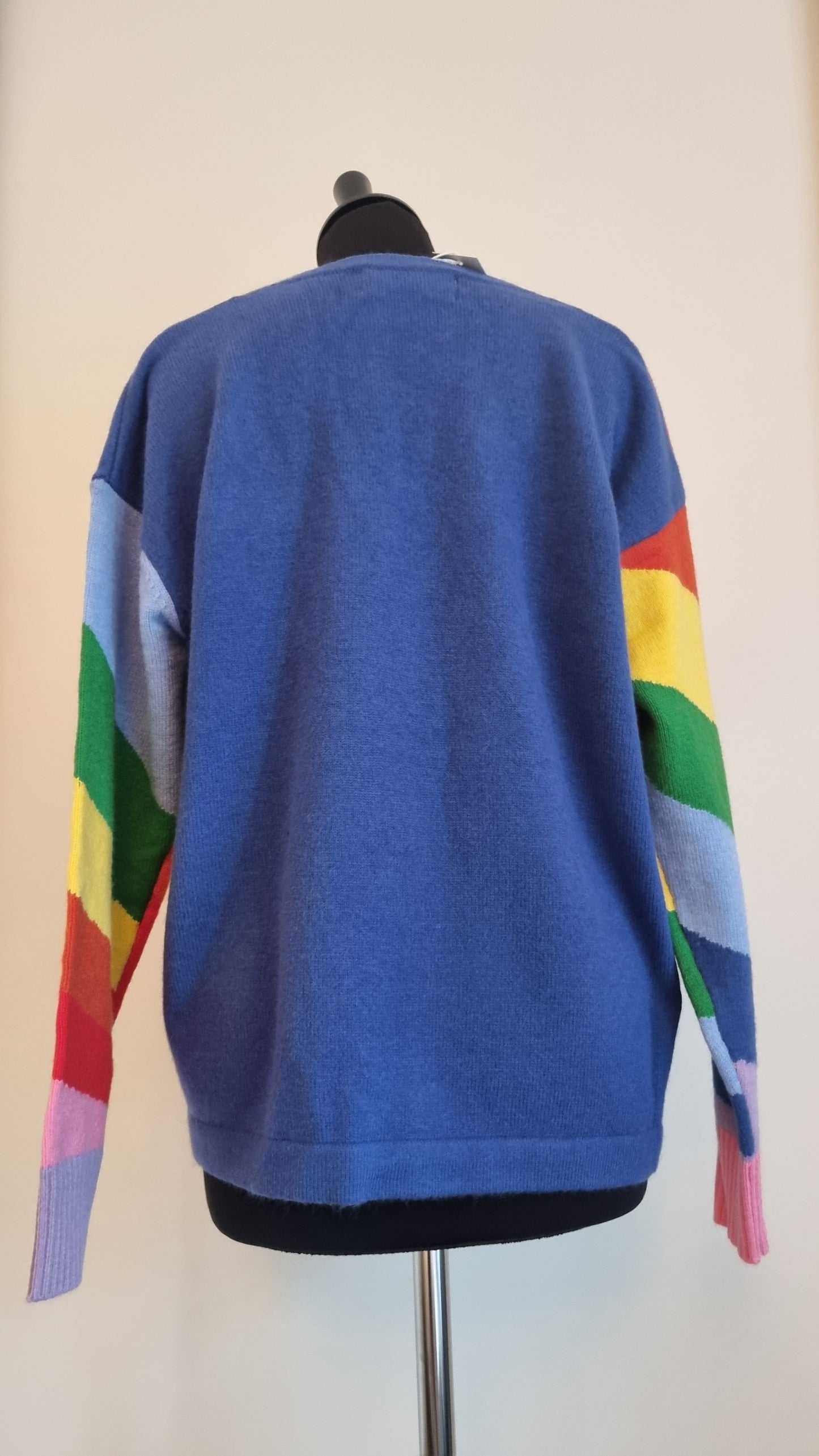 Le gilet arc-en-ciel 🌈 en cachemire